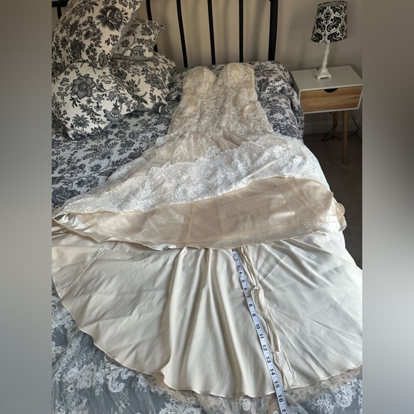 Casablanca fit and flare, sweetheart neckline, wedding dress (style 2215) - Picture 13 of 16